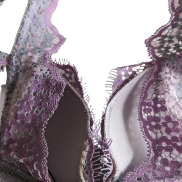 Victoria's Secret Pink Lace 32C/70C Sexy Underwire Push Up Padded Bra NWT! - Picture 4 of 8